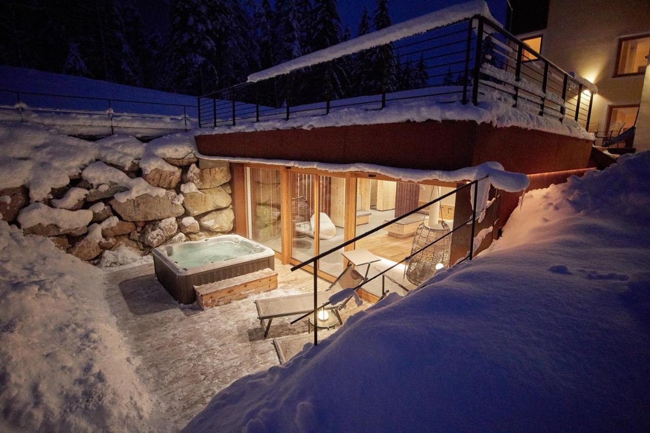 Natura Boutique Chalet Wellness Spa Hotel Dobbiaco Exterior foto