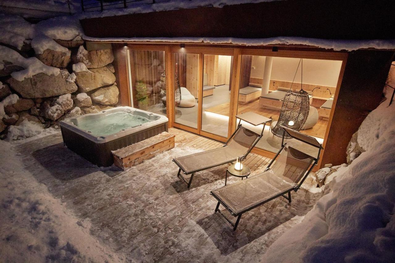 Natura Boutique Chalet Wellness Spa Hotel Dobbiaco Exterior foto